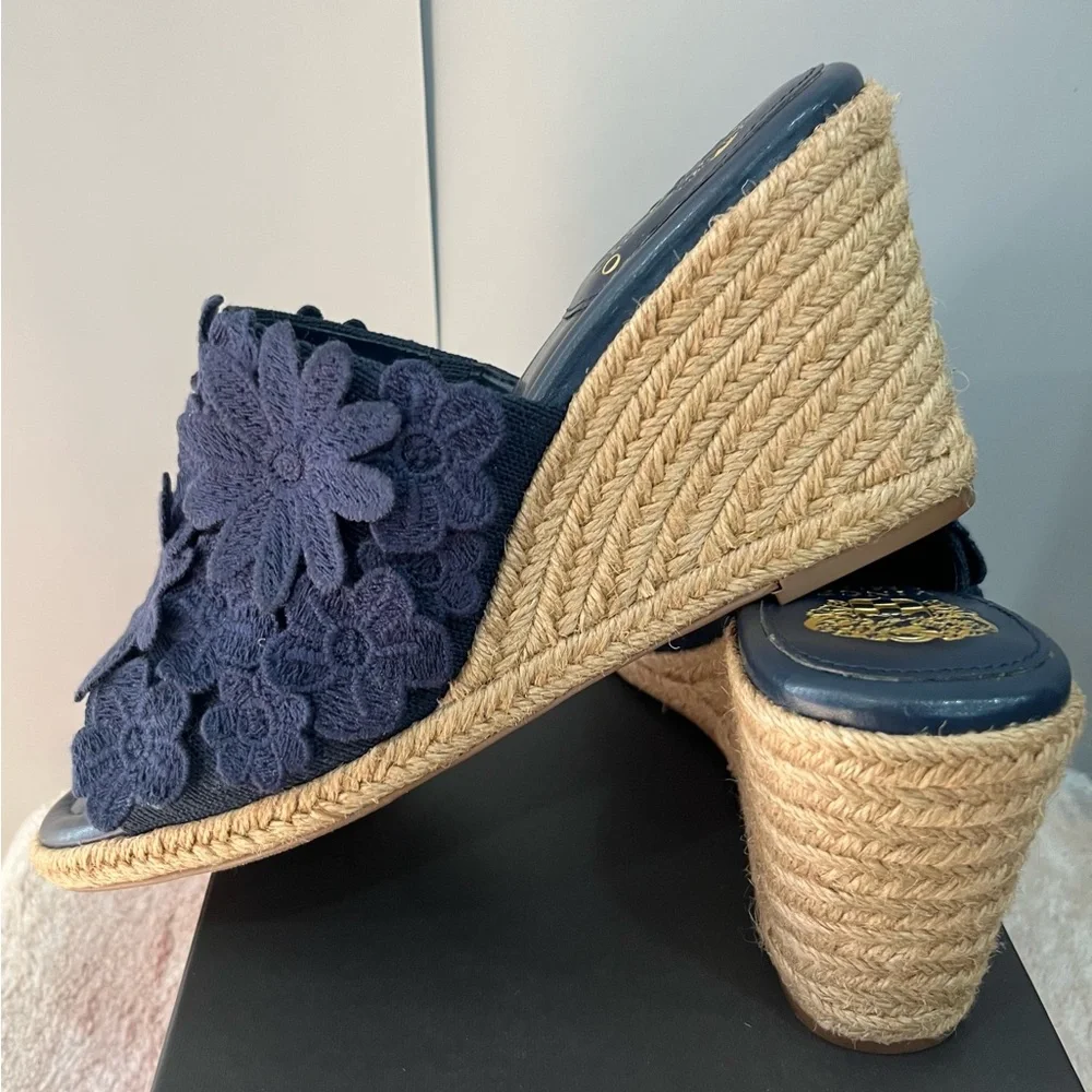 Vince Camuto‎ Navy Blue Floral Wedge Sandals Espadrille Slip-On New